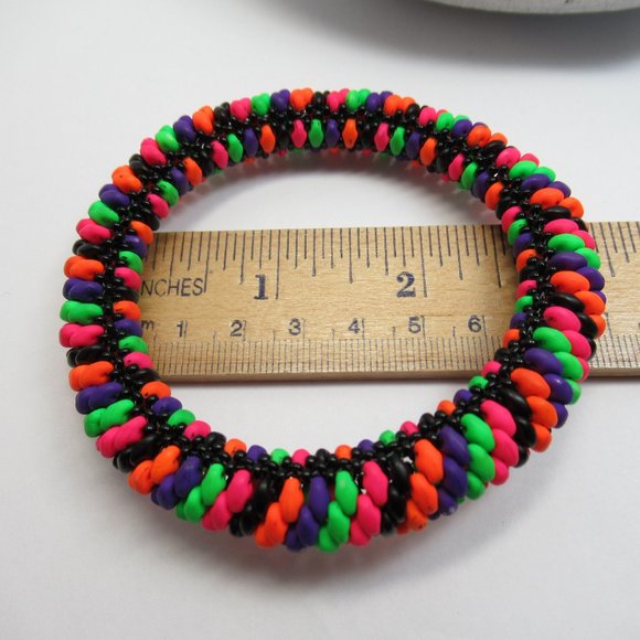 Neon Superduo Bangle - Picture 6 of 9